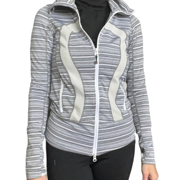 Lululemon Woman White Gray Striped Zipper Up Jacket Size 4 - Picture 5 of 16